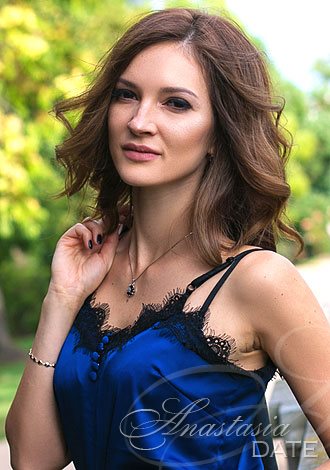 blonde czech woman alena from prague 29 yo
